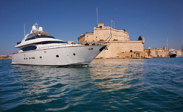 Meme Yacht Charter in Amalfi Coast