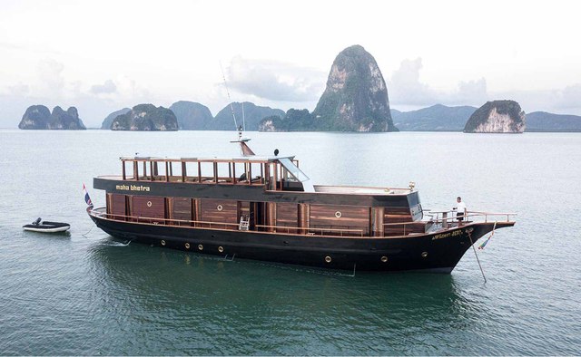 Maha Bhetra yacht charter Custom Motor Yacht