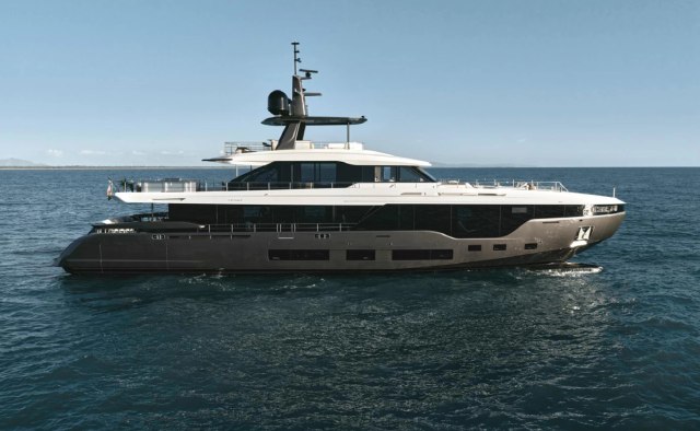 Ilma Yacht Charter in Bonifacio