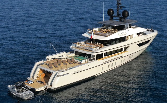 X Yacht Charter in Anacapri