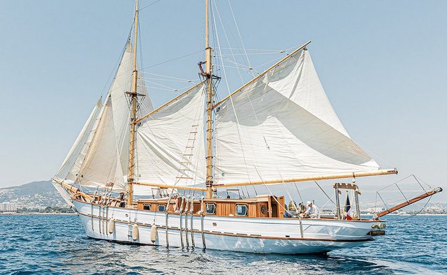 O'Remington Yacht Charter in Lérins Islands