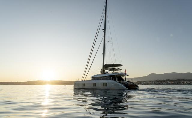 E Supercat Yacht Charter in Leeward Islands