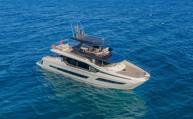 Enthusiast Yacht Charter in France