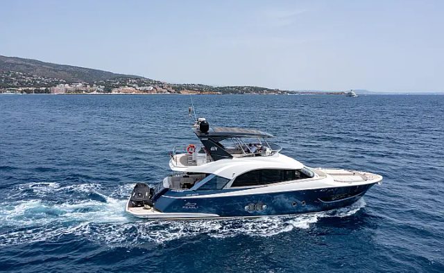 Five weeks Yacht Charter in Naples