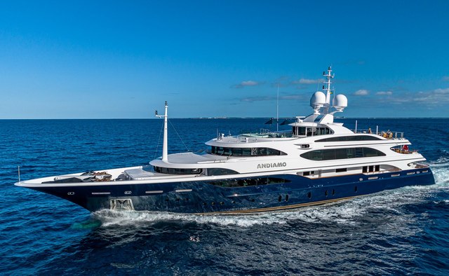 Andiamo Yacht Charter in Bahamas