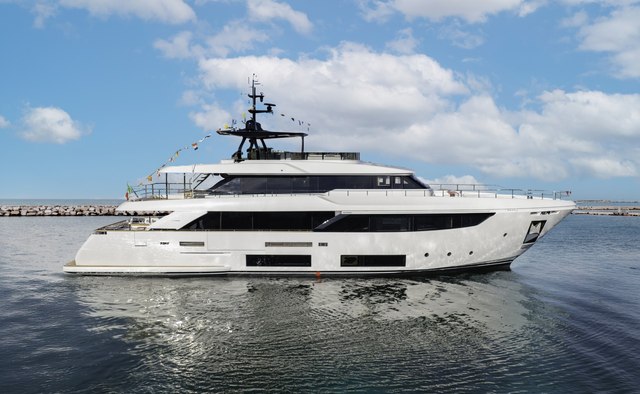 Plan B Yacht Charter in Corsica