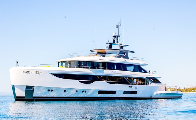 Tosun yacht charter Benetti Motor Yacht
                        