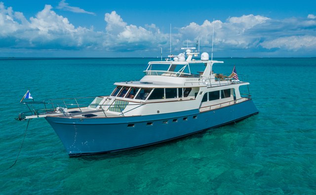 Halcyon Seas Yacht Charter in Nassau