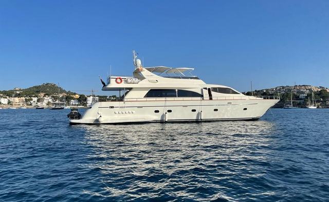 Georg I yacht charter Falcon Yachts Motor Yacht
                        