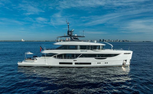 Kings Lair yacht charter Benetti Motor Yacht
                        