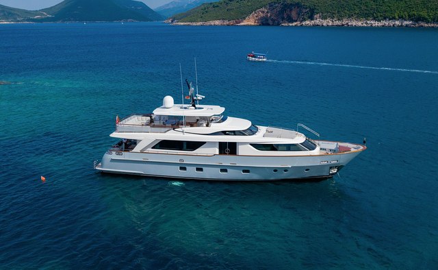 Valentina II yacht charter Sanlorenzo Motor Yacht
                        