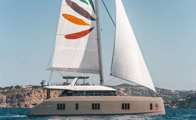 Viva La Vida yacht charter Sunreef Yachts Motor/Sailer Yacht
                        
