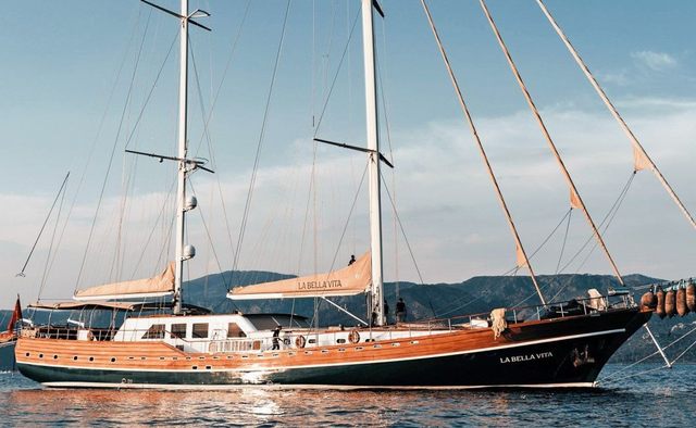 La Bella Vita yacht charter Carpe Diem Motor/Sailer Yacht
                        