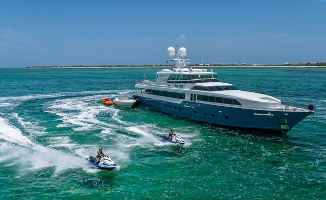 Kashmir yacht charter Broward Motor Yacht
                        