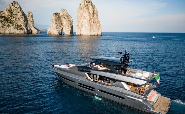 My Life Five II Yacht Charter in Amalfi Coast