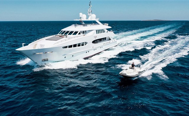 Benik I yacht charter Heesen Motor Yacht
                        