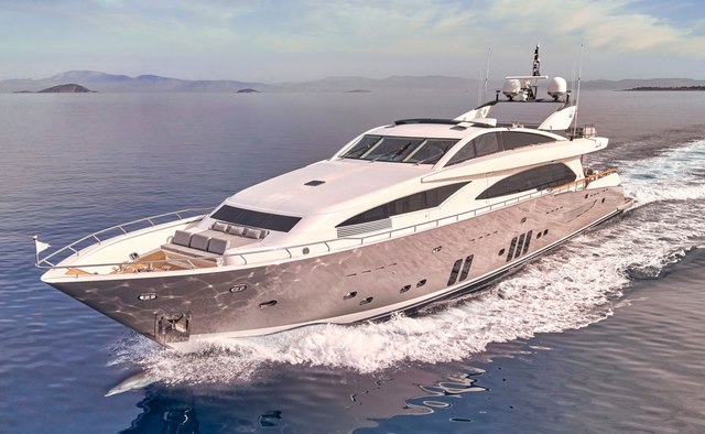 Dragon yacht charter Couach Motor Yacht