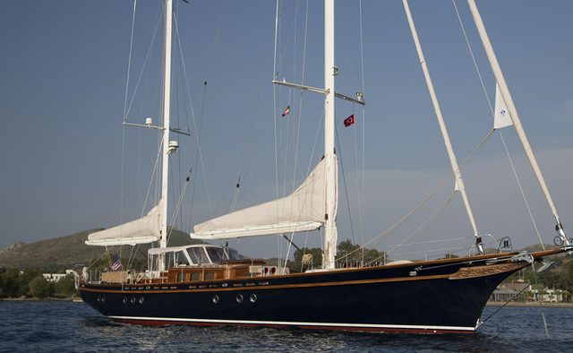 Ilios Yacht Charter in Istanbul