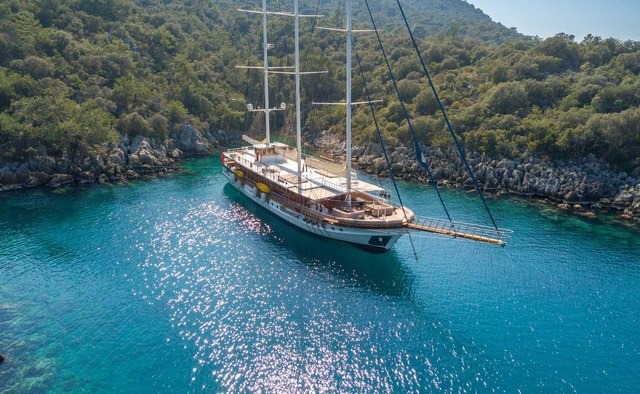 Admiral yacht charter Custom Motor/Sailer Yacht
                        