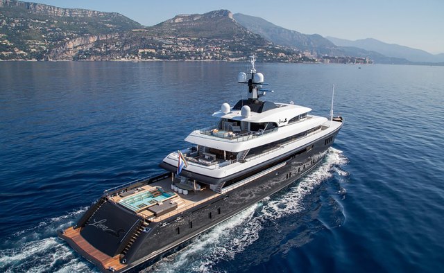 Loon Yacht Charter in Italy