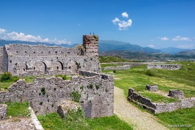 Rozafa Castle