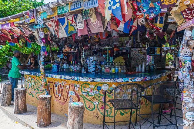 Foxy's Bar