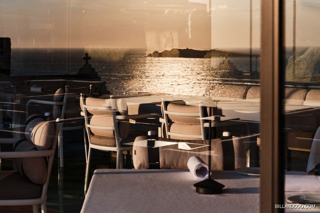 YĒVO by Bill & Coo Mykonos