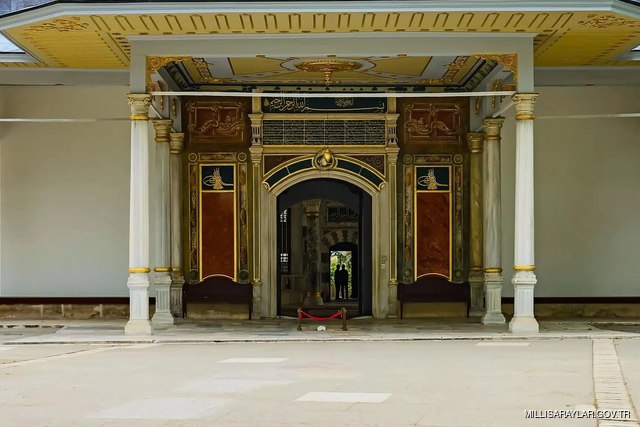 Topkapi Palace Museum