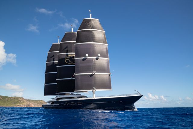 Black Pearl running shot