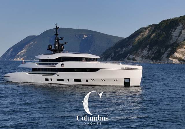 Night Fury II Yacht Video
                                