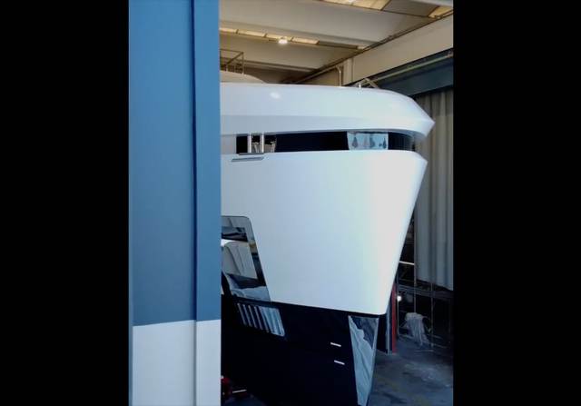 Perla Bianca Yacht Video
                                