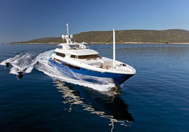Mary-Jean II Yacht Video
                                