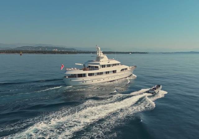 Sheergold Yacht Video
                                