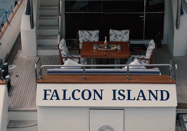 Falcon Island Yacht Video
                                