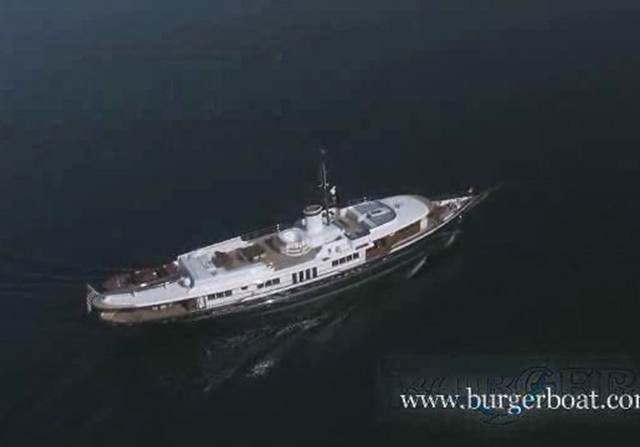 Nadan Yacht Video
                                