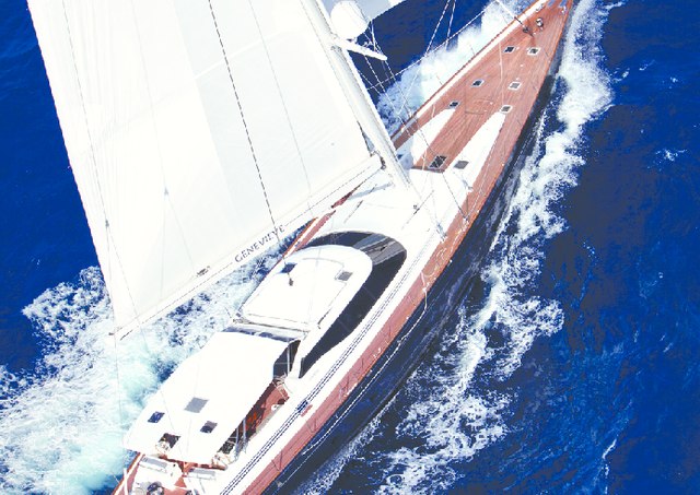 Download Genevieve yacht brochure(PDF)