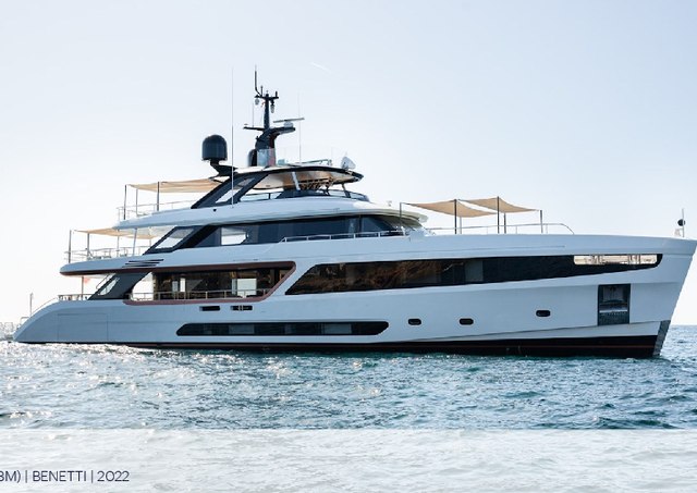 Download PH2 yacht brochure(PDF)