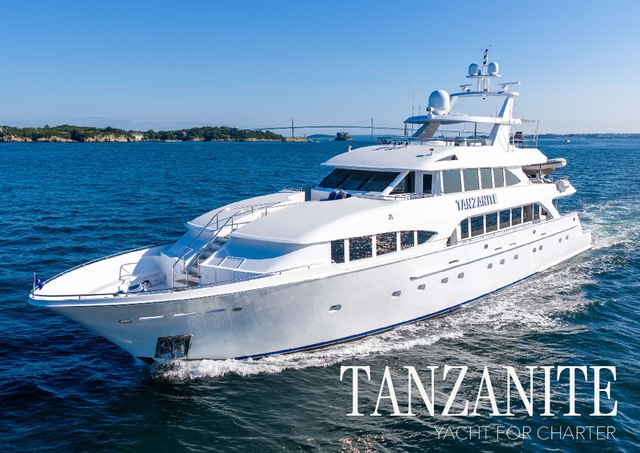 Download Tanzanite yacht brochure(PDF)
