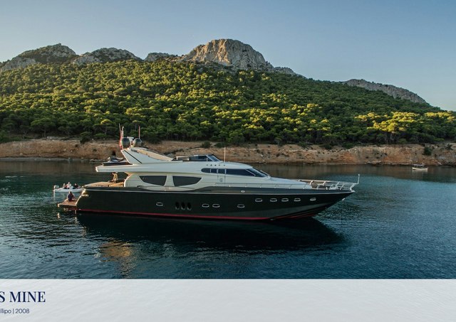 Download This is Mine yacht brochure(PDF)