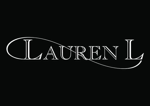 Download Lauren L yacht brochure(PDF)