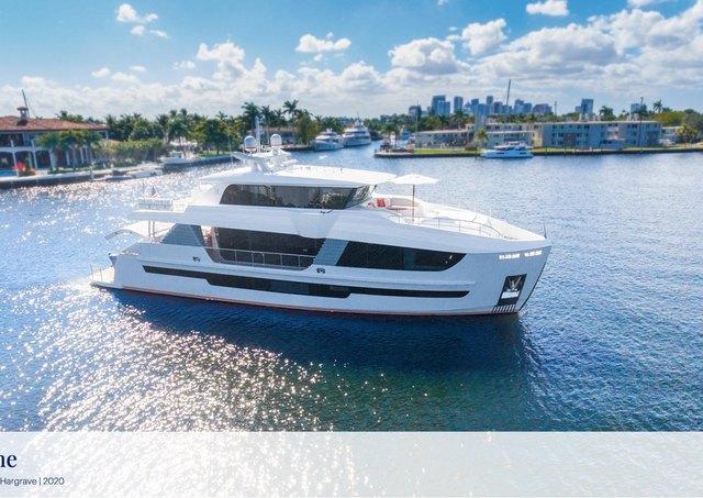 Download Day One yacht brochure(PDF)