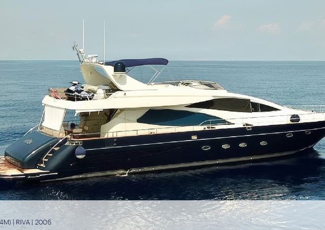 Download Lady B yacht brochure(PDF)