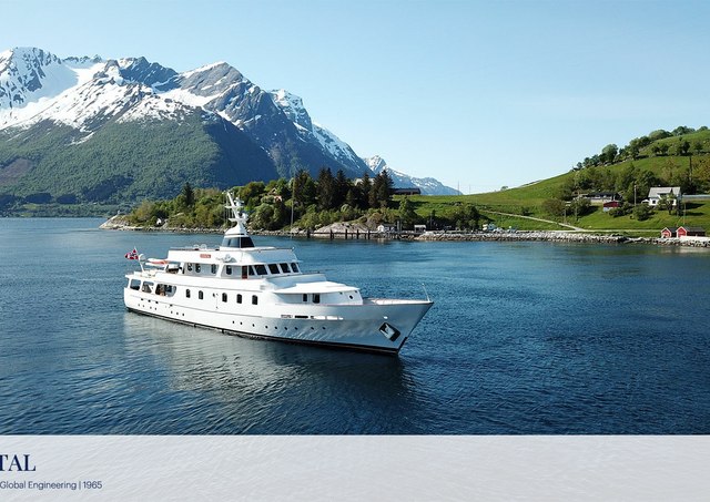 Download Chantal yacht brochure(PDF)