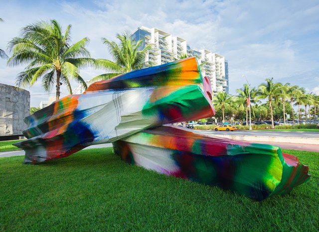 Why You Have To Charter A Yacht For Art Basel Miami