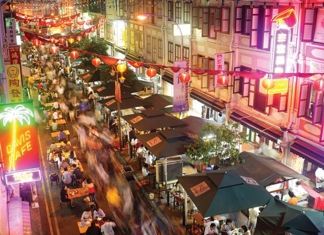 What And Where To Eat When Chartering In Singapore