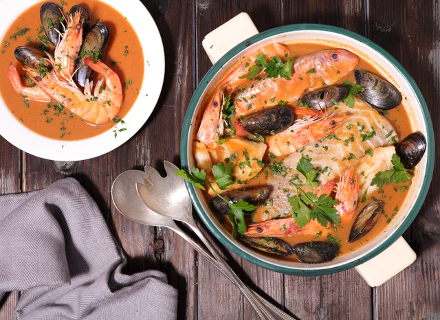 8 dishes you need to try while on a yacht charter in the South of France