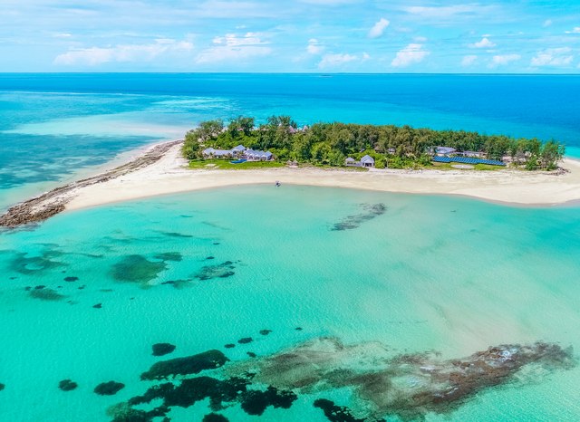 Thanda Island Review: Your own private island