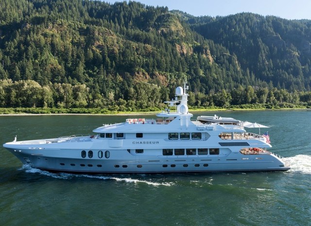 Best summer 2024 yacht charter destinations close to the USA