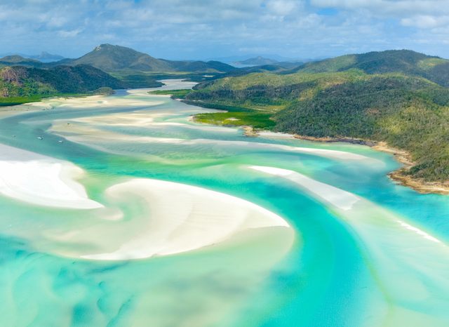 Best by boat: How to visit the Whitsundays on a yacht charter