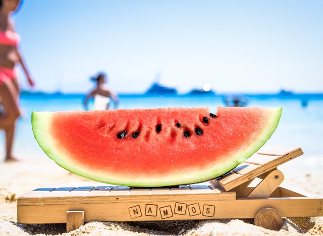 The ultimate guide to superyacht charters in Mykonos